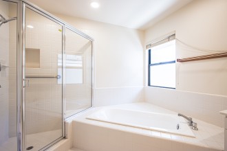 Bathroom2